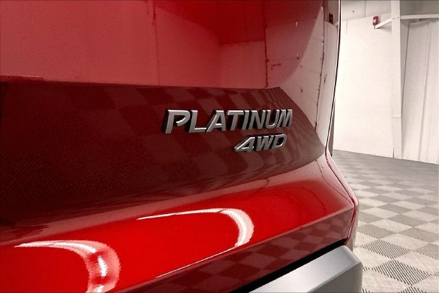 2026 Nissan Pathfinder Platinum 4WD - Captain Chairs, Accent, Cargo, Lighting Pkgs
