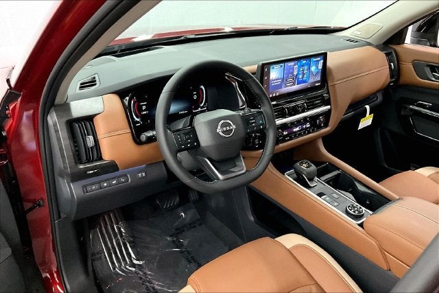 2026 Nissan Pathfinder Platinum 4WD - Captain Chairs, Accent, Cargo, Lighting Pkgs