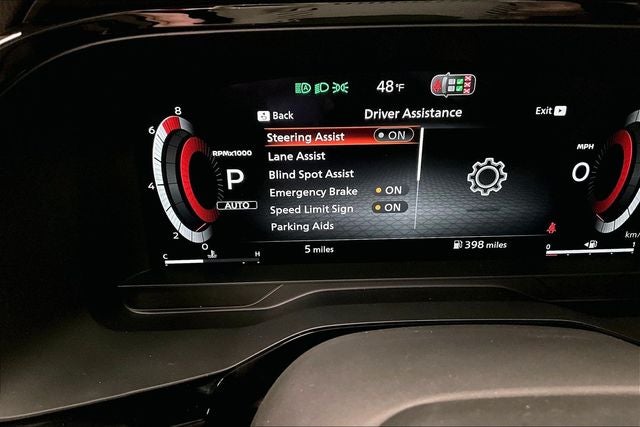 2026 Nissan Pathfinder Platinum 4WD - Captain Chairs and Cargo Packages