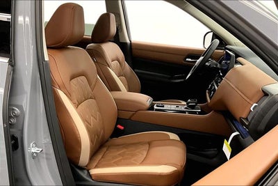 2026 Nissan Pathfinder Platinum 4WD - Captain Chairs and Cargo Packages