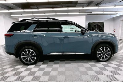 2026 Nissan Pathfinder Platinum 4WD - Captain Chairs and Cargo Packages
