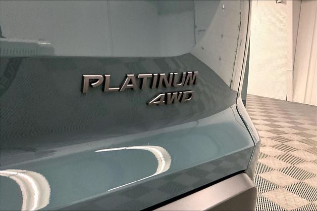 2026 Nissan Pathfinder Platinum 4WD - Captain Chairs and Cargo Packages