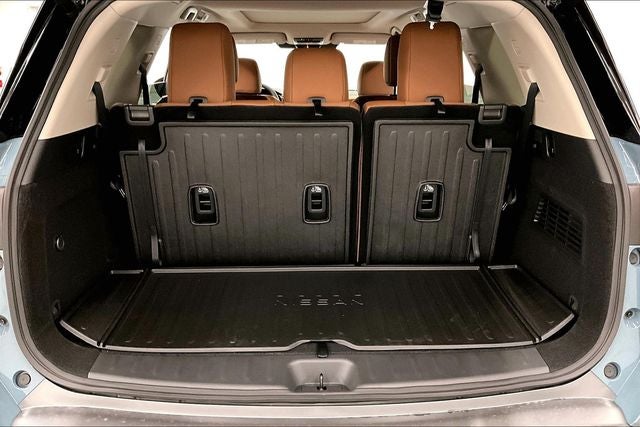 2026 Nissan Pathfinder Platinum 4WD - Captain Chairs and Cargo Packages