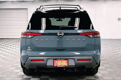2026 Nissan Pathfinder Platinum 4WD - Captain Chairs and Cargo Packages