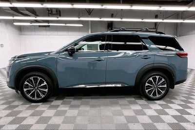 2026 Nissan Pathfinder Platinum 4WD - Captain Chairs, Accent, Cargo, Lighting Pkgs
