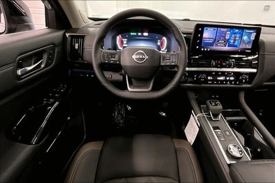 2026 Nissan Pathfinder Platinum 4WD - Captain Chairs, Accent, Cargo, Lighting Pkgs