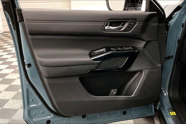 2026 Nissan Pathfinder Platinum 4WD - Captain Chairs, Accent, Cargo, Lighting Pkgs