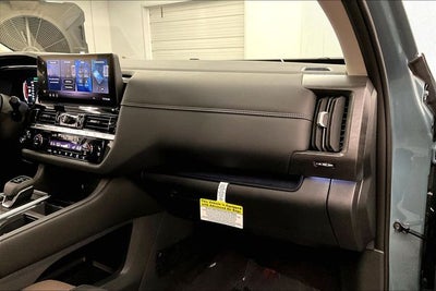 2026 Nissan Pathfinder Platinum 4WD - Captain Chairs, Accent, Cargo, Lighting Pkgs