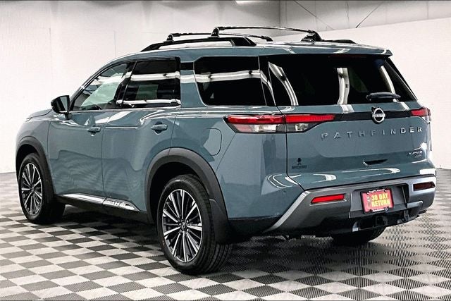 2026 Nissan Pathfinder Platinum 4WD - Captain Chairs, Accent, Cargo, Lighting Pkgs