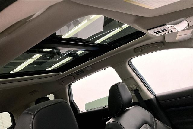 2026 Nissan Pathfinder Platinum 4WD - Captain Chairs, Accent, Cargo, Lighting Pkgs