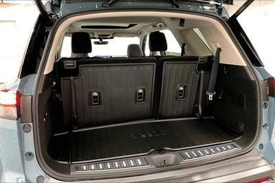2026 Nissan Pathfinder Platinum 4WD - Captain Chairs, Accent, Cargo, Lighting Pkgs