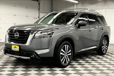2023 Nissan Pathfinder Platinum 4x4 - Pano Roof - Htd/Cooled Leather