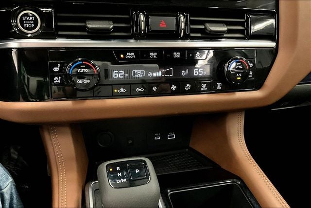 2023 Nissan Pathfinder Platinum 4x4 - Pano Roof - Htd/Cooled Leather