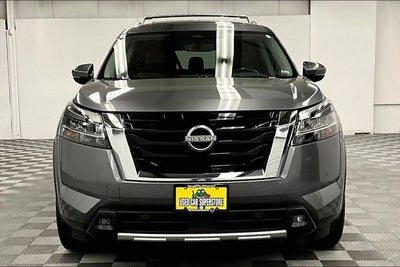 2023 Nissan Pathfinder Platinum 4x4 - Pano Roof - Htd/Cooled Leather