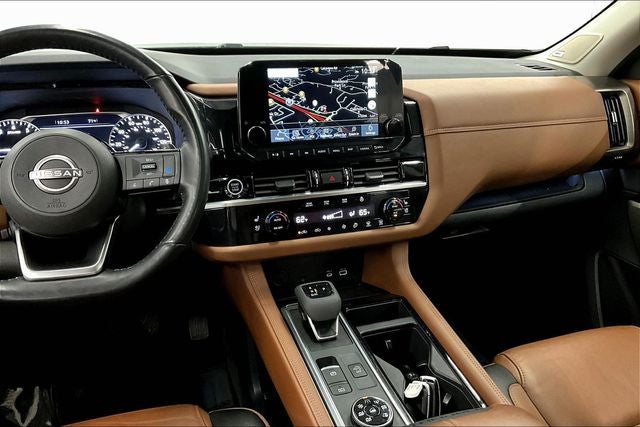 2023 Nissan Pathfinder Platinum 4x4 - Pano Roof - Htd/Cooled Leather