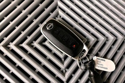 2026 Nissan Pathfinder Platinum 4WD - Captain Chairs and Cargo Packages