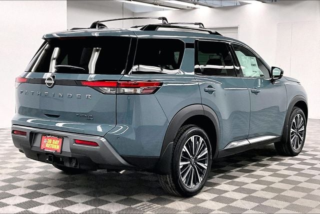 2026 Nissan Pathfinder Platinum 4WD - Captain Chairs and Cargo Packages