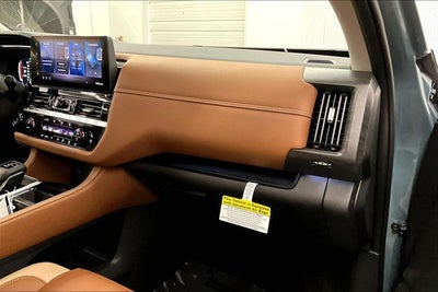 2026 Nissan Pathfinder Platinum 4WD - Captain Chairs and Cargo Packages