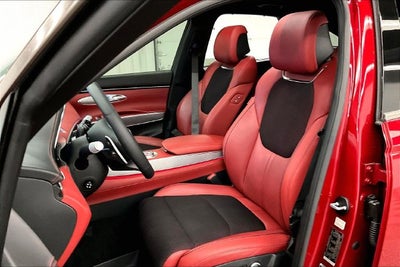 2024 Genesis GV70 2.5T AWD-Pano Roof-Adaptive Cruise-Htd/Cooled Seats