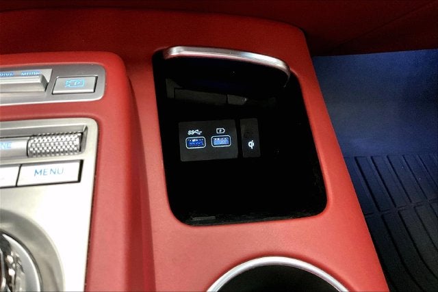 2024 Genesis GV70 2.5T AWD-Pano Roof-Adaptive Cruise-Htd/Cooled Seats