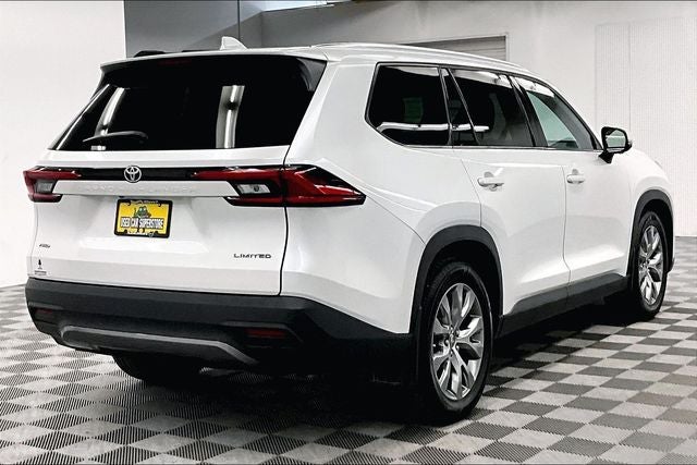 2024 Toyota Grand Highlander XLE AWD-Pano Roof-Adaptive Cruise-Htd/Cooled Leather