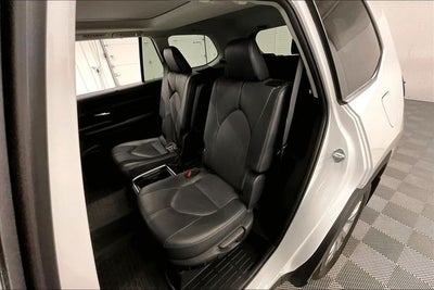 2024 Toyota Grand Highlander XLE AWD-Pano Roof-Adaptive Cruise-Htd/Cooled Leather