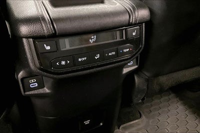 2024 Toyota Grand Highlander XLE AWD-Pano Roof-Adaptive Cruise-Htd/Cooled Leather