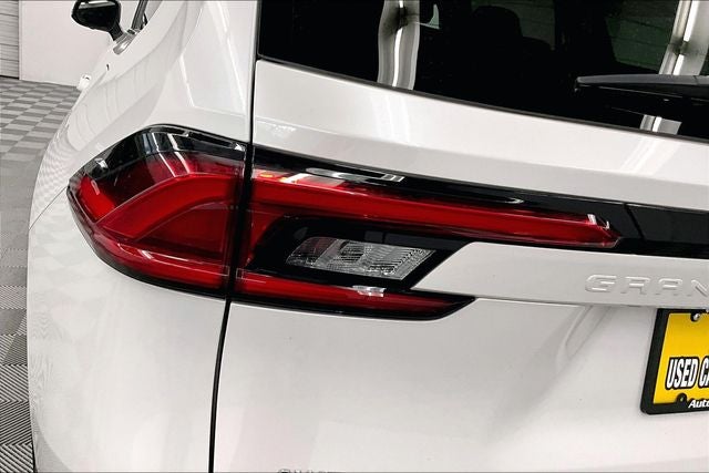 2024 Toyota Grand Highlander XLE AWD-Pano Roof-Adaptive Cruise-Htd/Cooled Leather