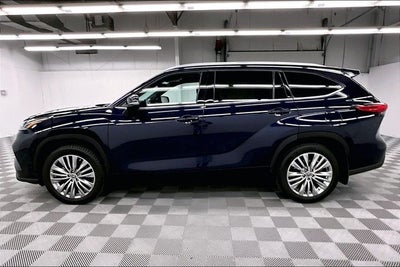 2022 Toyota Highlander Platinum AWD - Pano Roof - Htd/Cooled Leather