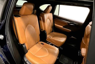 2022 Toyota Highlander Platinum AWD - Pano Roof - Htd/Cooled Leather