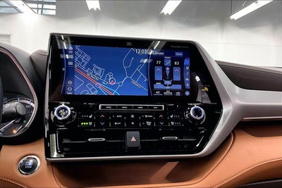 2022 Toyota Highlander Platinum AWD - Pano Roof - Htd/Cooled Leather