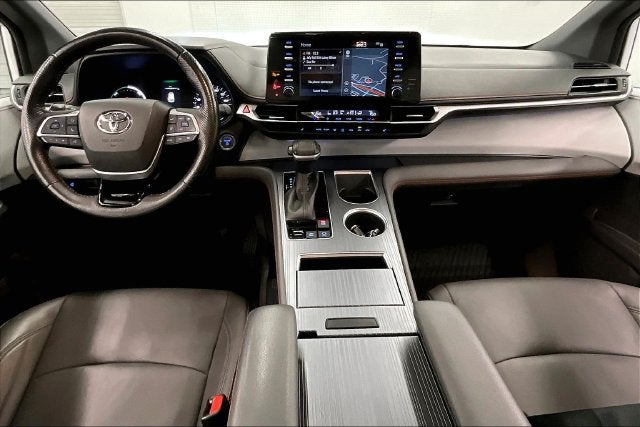 2022 Toyota Sienna XSE Sunroof-Adaptive Cruise-Htd Seats