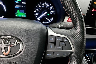 2022 Toyota Sienna XSE Sunroof-Adaptive Cruise-Htd Seats