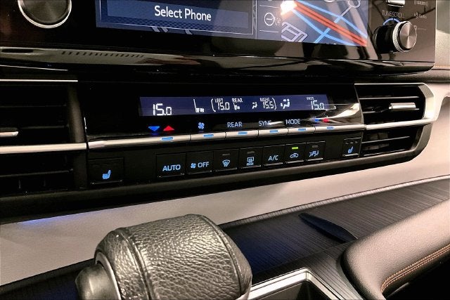 2022 Toyota Sienna XSE Sunroof-Adaptive Cruise-Htd Seats