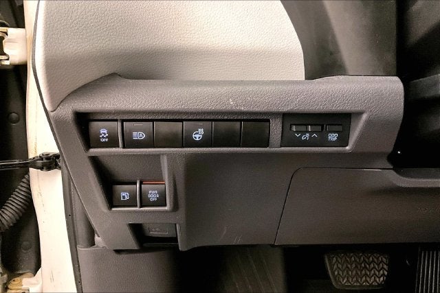 2022 Toyota Sienna XSE Sunroof-Adaptive Cruise-Htd Seats