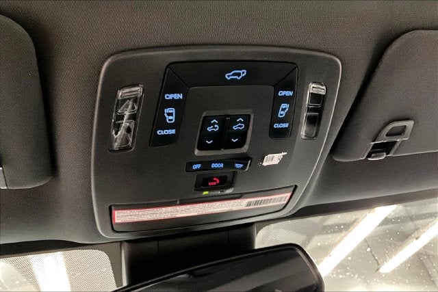 2022 Toyota Sienna XSE Sunroof-Adaptive Cruise-Htd Seats
