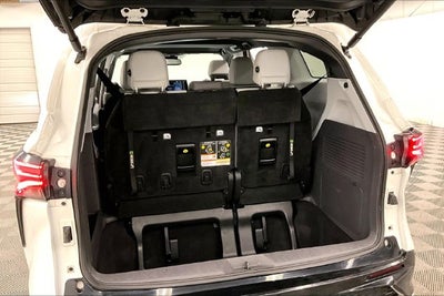 2022 Toyota Sienna XSE Sunroof-Adaptive Cruise-Htd Seats