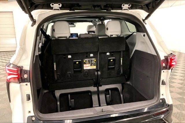 2022 Toyota Sienna XSE Sunroof-Adaptive Cruise-Htd Seats