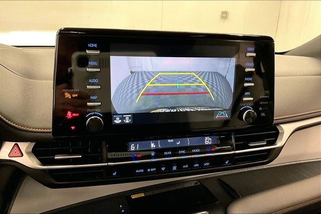 2023 Toyota Sienna XSE 8 Passenger