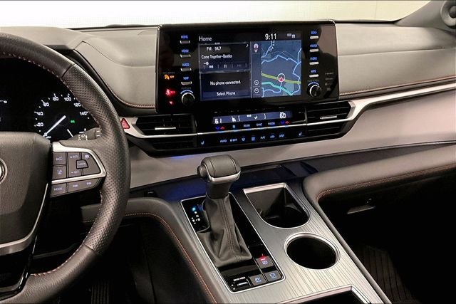 2023 Toyota Sienna XSE 8 Passenger