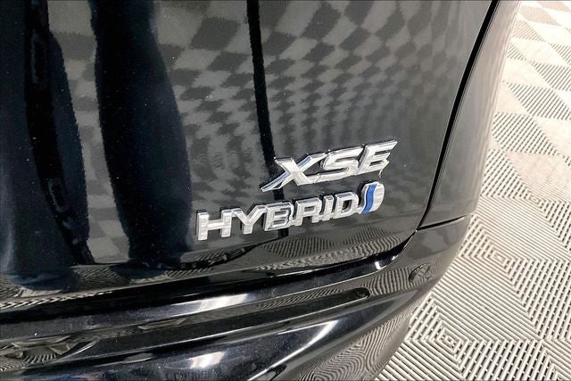 2023 Toyota Sienna XSE 8 Passenger