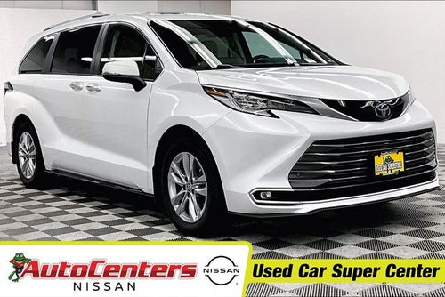 2022 Toyota Sienna Limited 7 Passenger