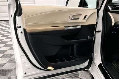 2022 Toyota Sienna Limited 7 Passenger