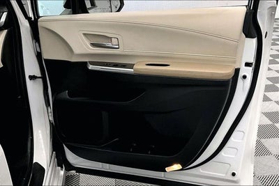 2022 Toyota Sienna Limited 7 Passenger