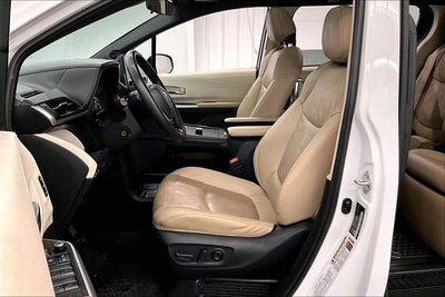 2022 Toyota Sienna Limited 7 Passenger