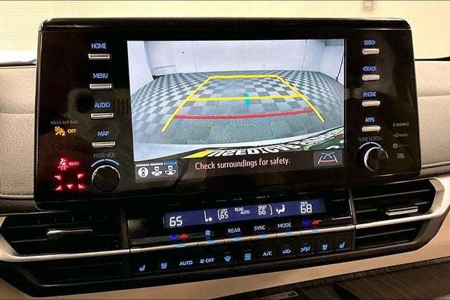 2022 Toyota Sienna Limited 7 Passenger