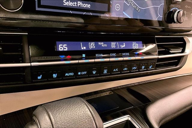 2022 Toyota Sienna Limited 7 Passenger