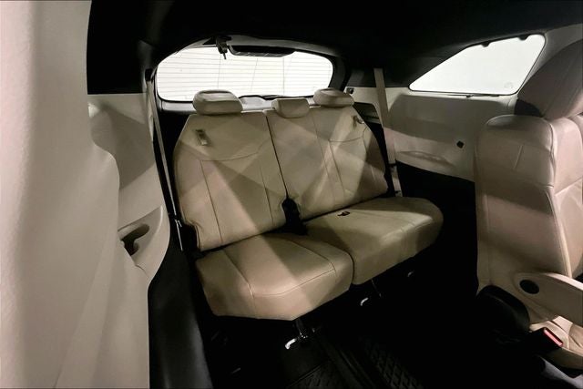 2022 Toyota Sienna Limited 7 Passenger