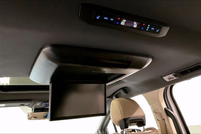 2022 Toyota Sienna Limited 7 Passenger