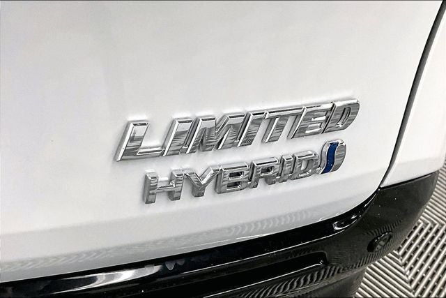 2022 Toyota Sienna Limited 7 Passenger